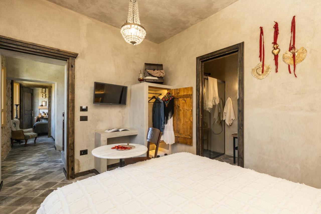 Via Roma Charming Rooms Бауней Экстерьер фото